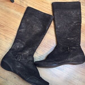 Softwalk Embossed Loafer Style Boots Sz 10.5 Brown